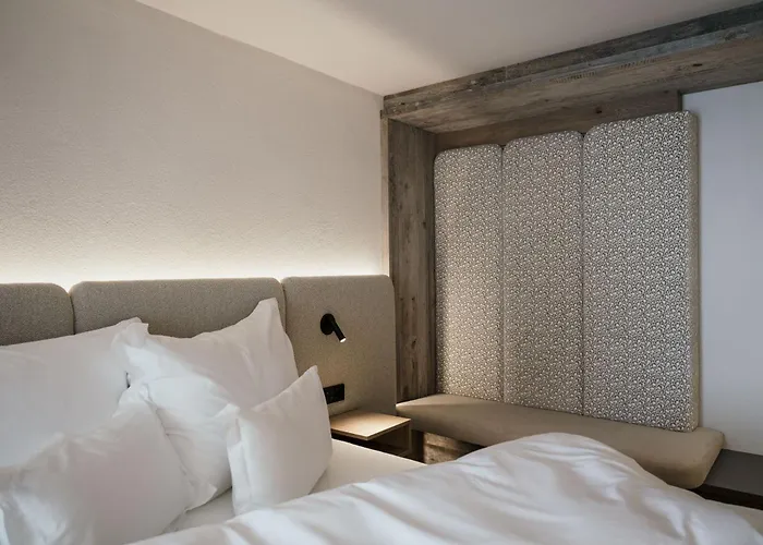 Alpvita Piz Tasna 4*