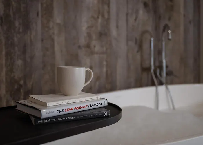 فندق Alpvita Piz Tasna 4*